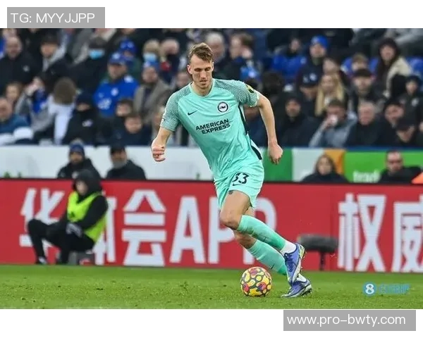 纽卡斯尔后卫丹伯恩遭遇肋骨骨折伤情将缺席数周比赛