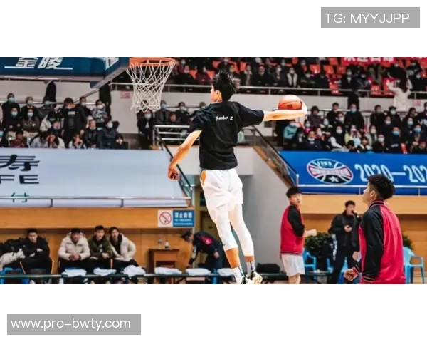 斯普利特：瀚森全力训练提升身体素质或将前往发展联盟锻炼